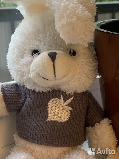 Мягкие игрушки зайчики