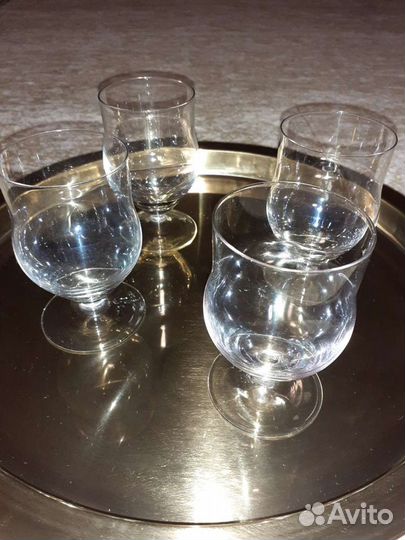 Бокалы из стекла