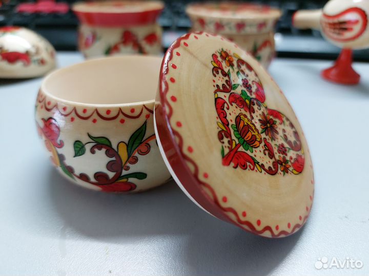 Шкатулка Борецкая роспись