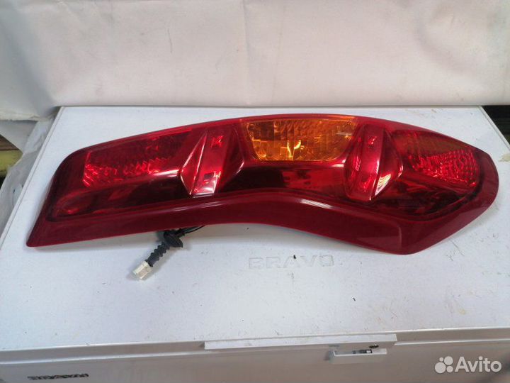 Фонарь задний наружный задний левый Nissan X Trail