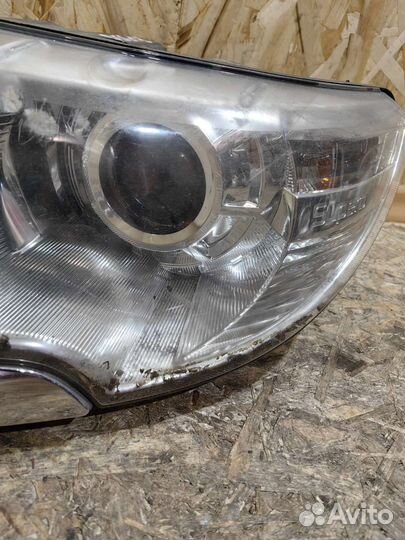 Фара Левая Шкода Суперб 2 дефект на запчасти