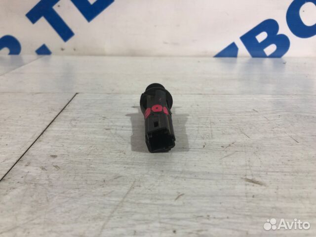 Концевик багажника renault logan 2 1.6 мт седан