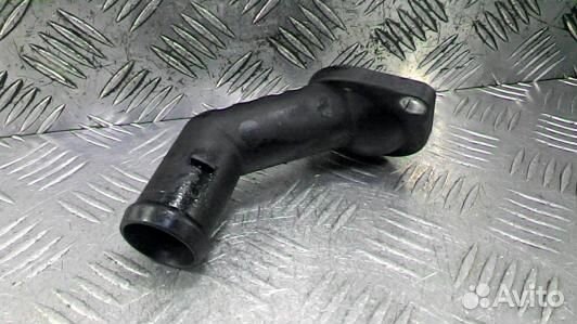 Корпус термостата бензиновый audi A3 8P (83B21B501