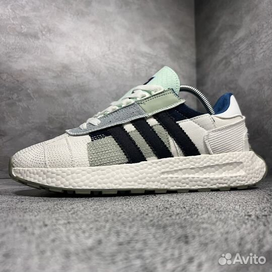 Кроссовки мужские adidas