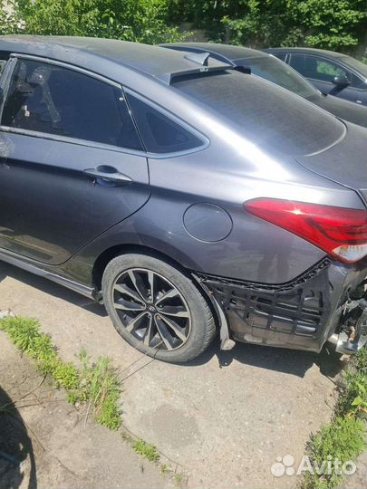 Hyundai i40 в разбор