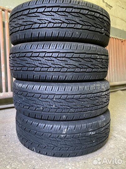 Continental ContiCrossContact LX2 215/65 R16