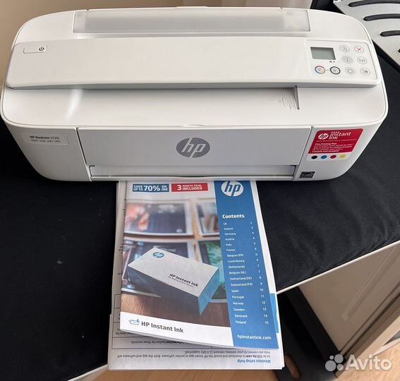 Многофункциональное устройство HP DeskJet 3720