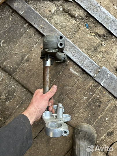 Траверса gsx600f