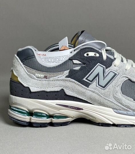 Кроссовки New Balance 2002R Protection Pack