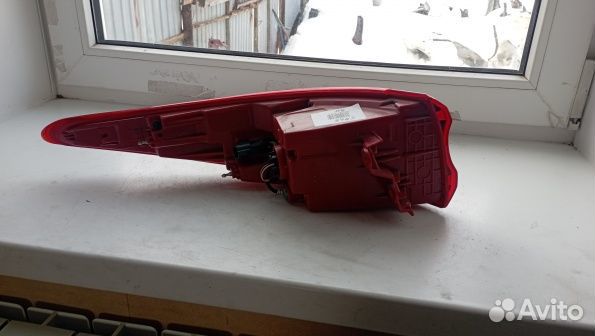 Kia Sportage 4 Фонарь задний правый бу оригинал