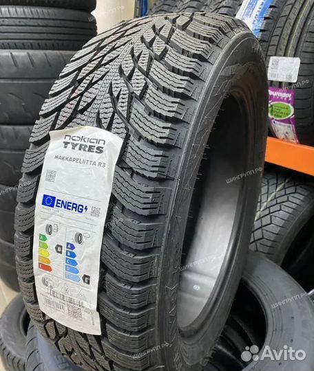 Nokian Tyres Hakkapeliitta R3 SUV 235/55 R18 104R