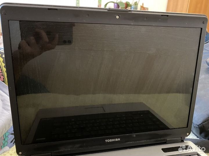 Toshiba ноутбук