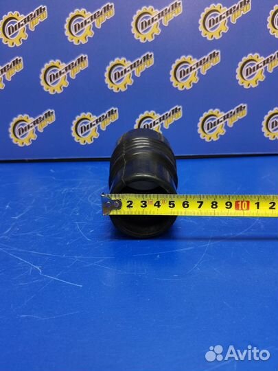 Патрубок радиатора нижний