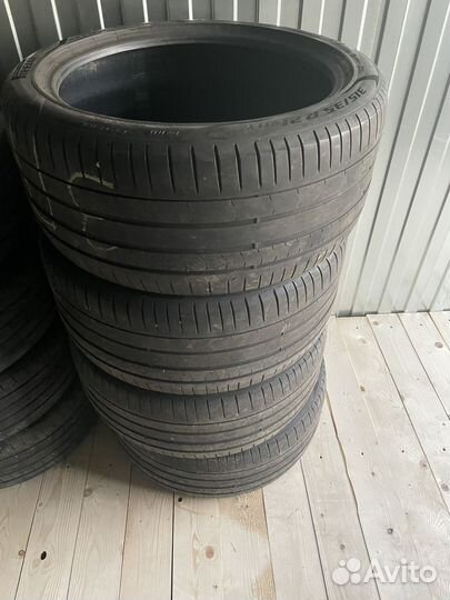 Pirelli P Zero 275/40 R21 и 315/35 R21