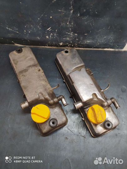 Клапанная крышка 