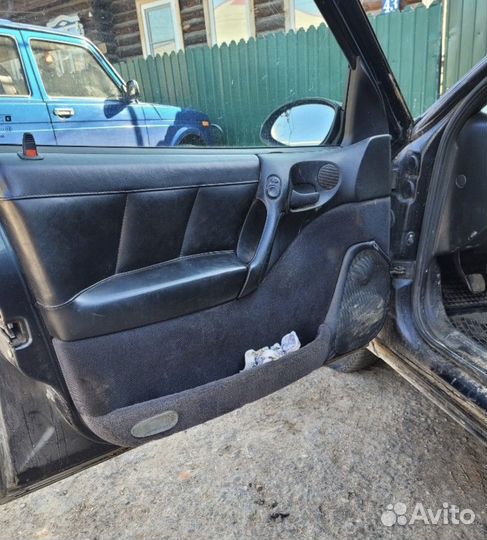 Дверные карты Opel Vectra B