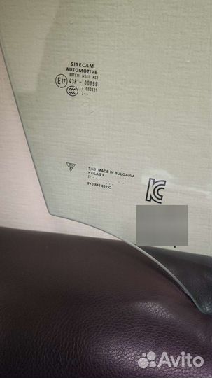 Стекла передних дверей Porsche Caenne 3 2017-2023