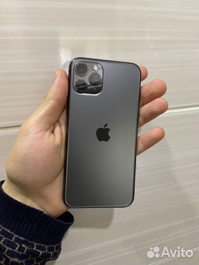 iPhone 11 Pro, 64 ГБ