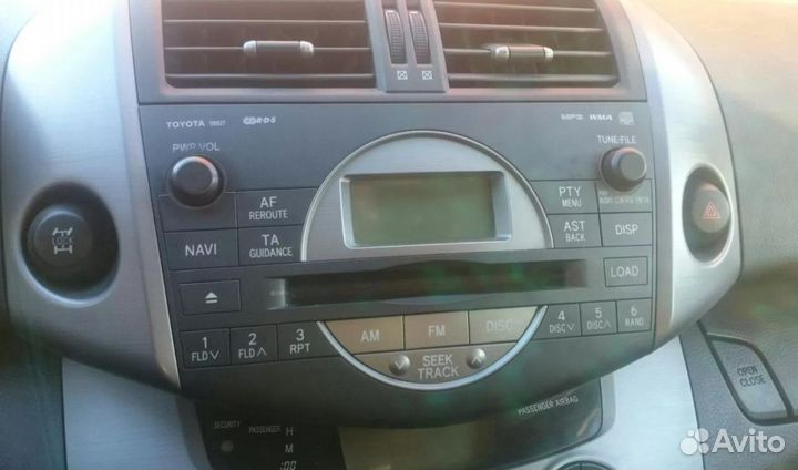Штатная магнитола Tayota Rav 4 2006-2012
