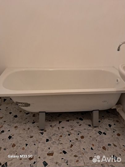 Ванна акриловая