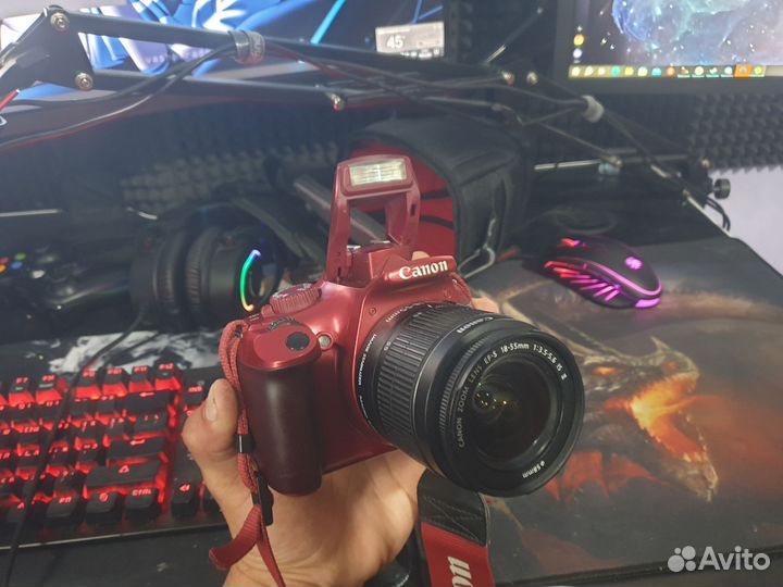 Фотоаппарат Canon 1100d объектив canon efs18-55