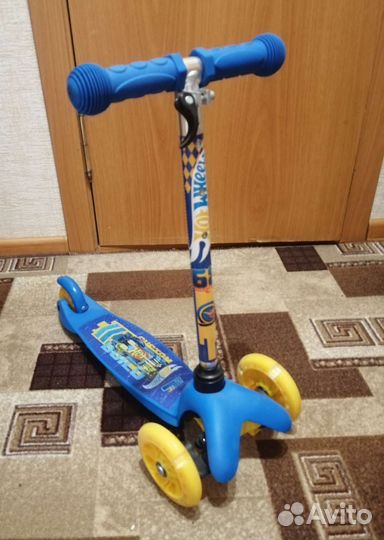 Детский самокат