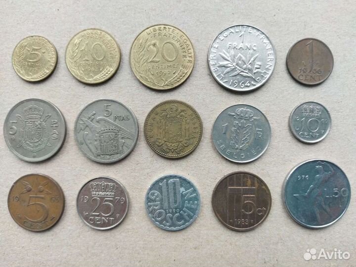 15 монет иностранных