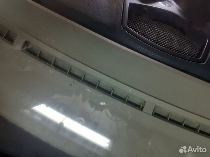 Лобовое стекло Ford Fiesta