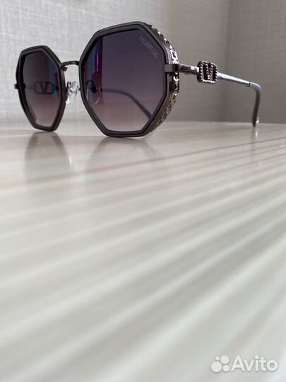 Солнцезащитные очки женские