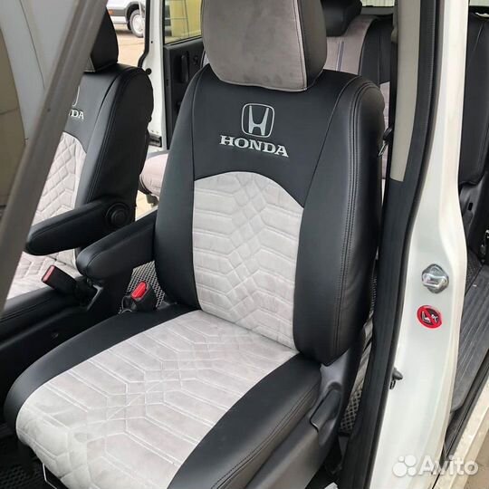 Авточехлы экокожа / новые