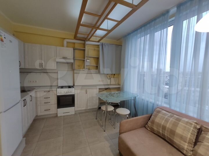 2-к. квартира, 65 м², 9/9 эт.