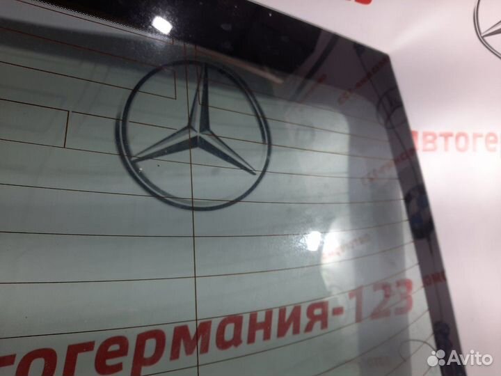 Стекло заднее заднее Mercedes E250 C207 271.860