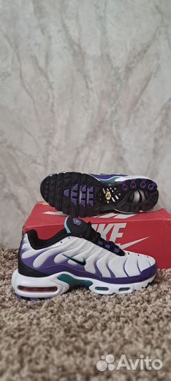 Кроссовки nike женские