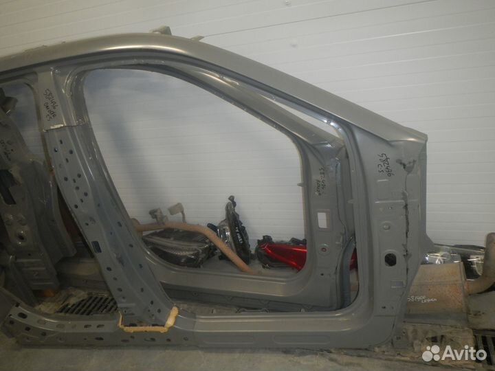 Панель боковая кузова/стойка правая Omoda C5