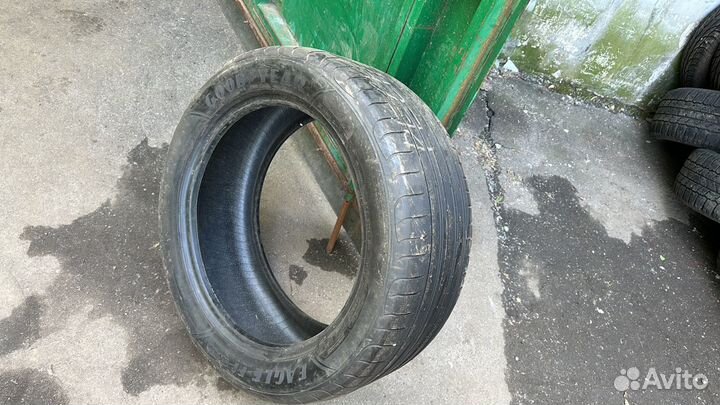 Goodyear Aquatred 285/45 R20 28L