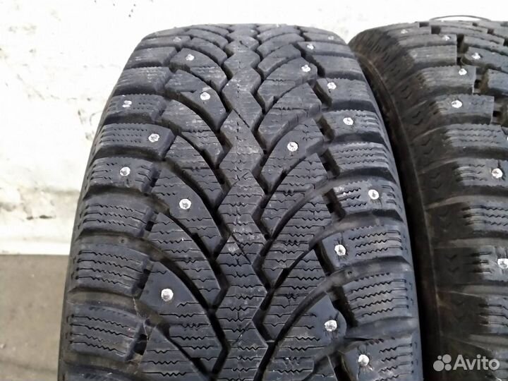 Pirelli Formula Ice 215/50 R17 95T