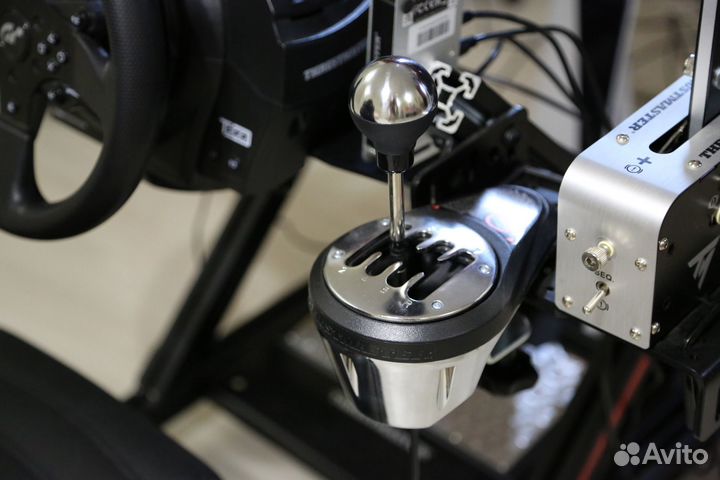 Кокпит для Симрейсинга в комплекте ThrustMaster