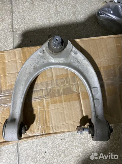 Рычаг передний правый на BMW 5