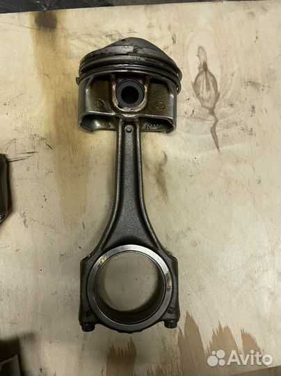 Поршень с шатуном CRE Audi