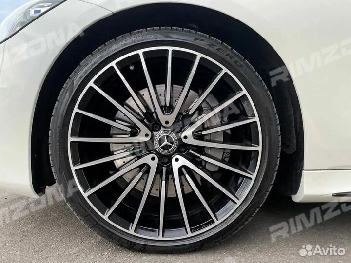 Кованый диск в стиле Mercedes R22 5x112