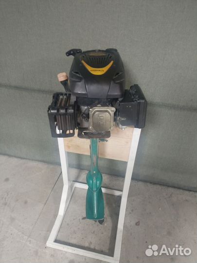 Лодочный мотор ветерок 8