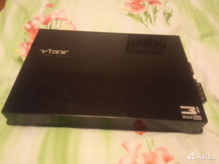 Автомобильный усилитель 4 канала