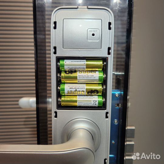 Электромеханический замок Sciener М701, серебро