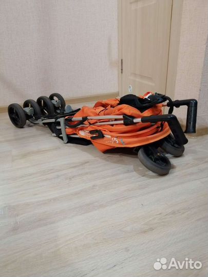 Прогулочная коляска трость бу