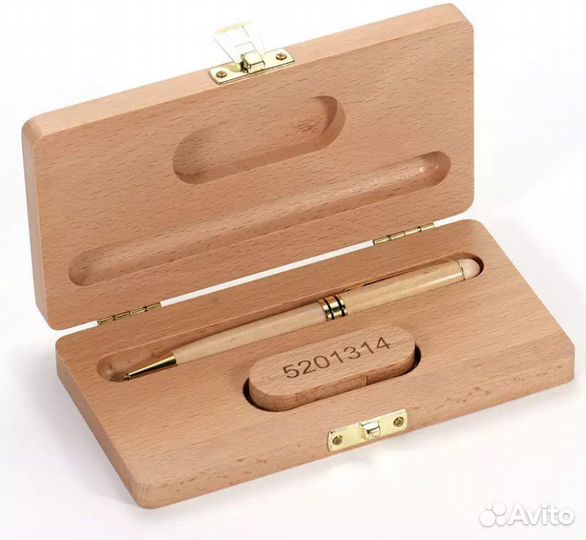 Подарок. Ручка,флешка из дерева с гравировкой