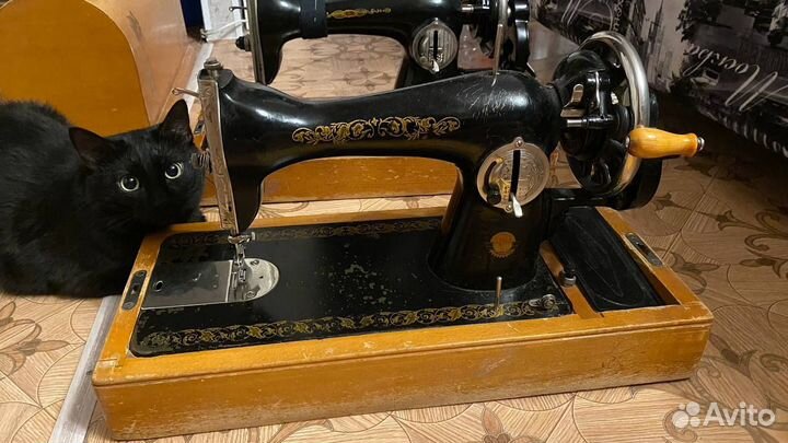 Швейная машина ручная