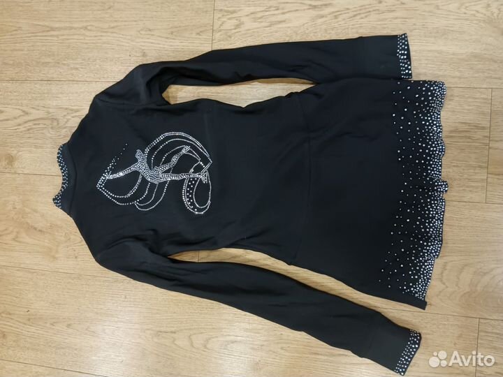 Костюм для фигурного катания 140