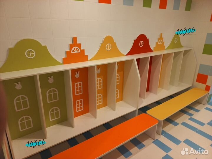 Полотеничница напольная, вешалка, шкафчик в садик