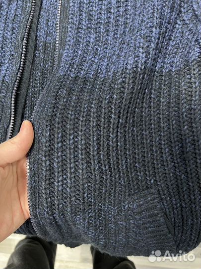 Кофта на молнии