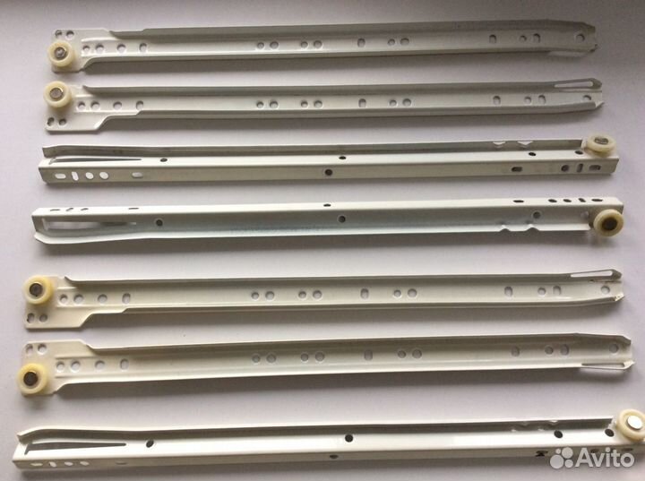 Направляющие мебельные роликовые для ящиков